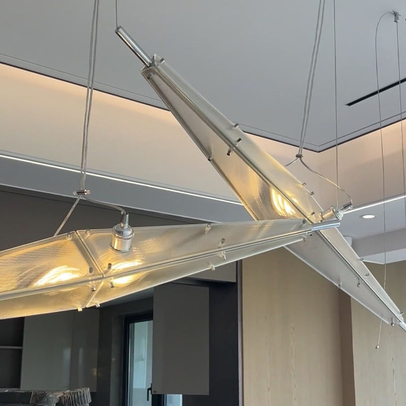 ثريا زجاجية LED بتصميم بسيط، إ - مراجعة Interior Design Hall وسعره