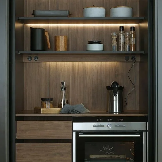 'أفكار خزانة النبيذ ذات التصمي - مراجعة Interior Design Kitchen Ideas وسعره
