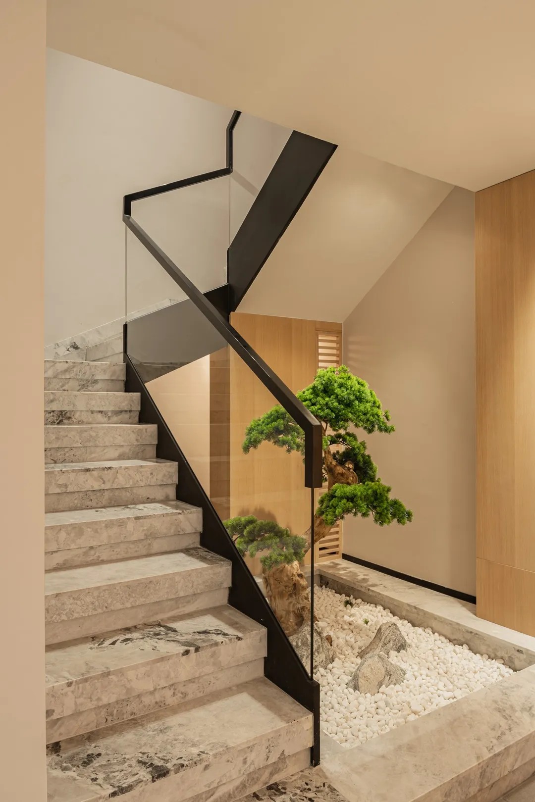 Spongde استشارة مجانية 3D الهن - مراجعة Interior Design Consultant وسعره